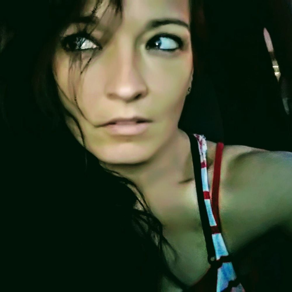 Meet your Posher, Ayejay